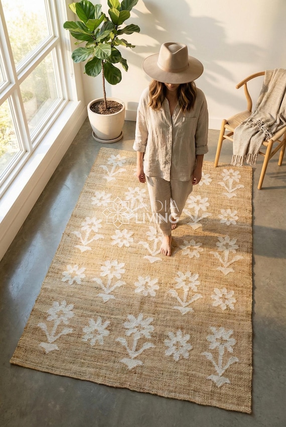 Natural Floral Jute Rug, Contemporary Boho Decor, Flower Pattern, Eco-Friendly Flat Weave