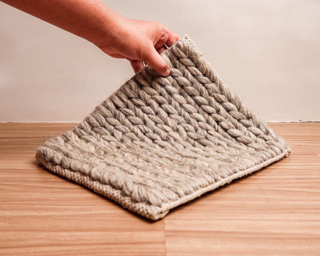 Chunky Cable Knit Wool Rug, Braided Natural Gray Custom Made ...