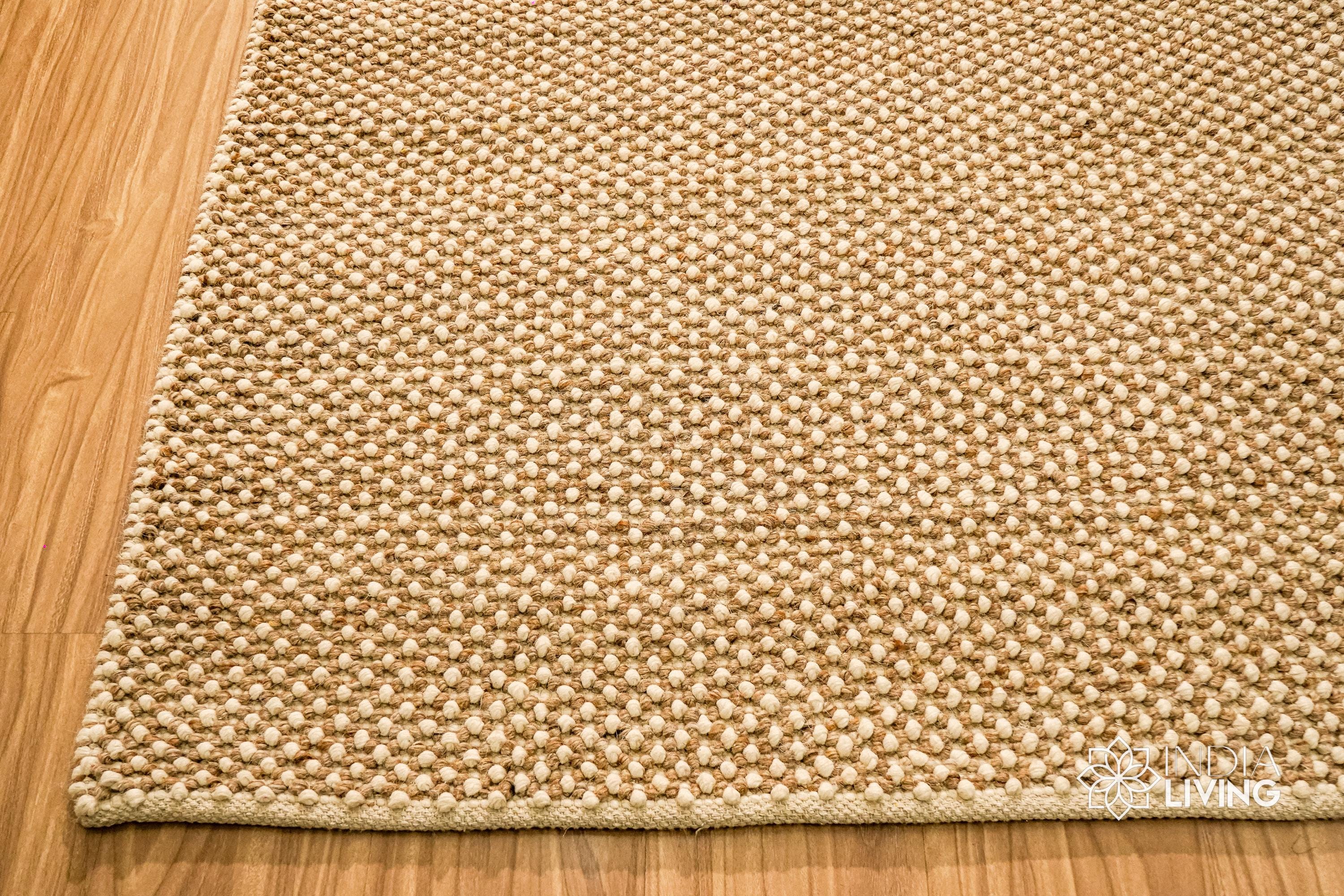 Hand Looped Rugs Beige White Chunky Looped Wool Rug - Scandinavian Hand Made Fluffy Soft ...