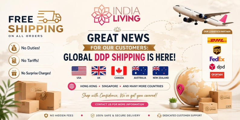 Puede incluir: Un gr&aacute;fico promocional de India Living con un avi&oacute;n blanco, un globo terr&aacute;queo y cajas de cart&oacute;n. El texto dice: GREAT NEWS FOR OUR CUSTOMERS: GLOBAL DDP SHIPPING IS HERE! Se muestran las banderas de EE. UU., Reino Unido, Canad&aacute;, Australia y Nueva Zelanda.