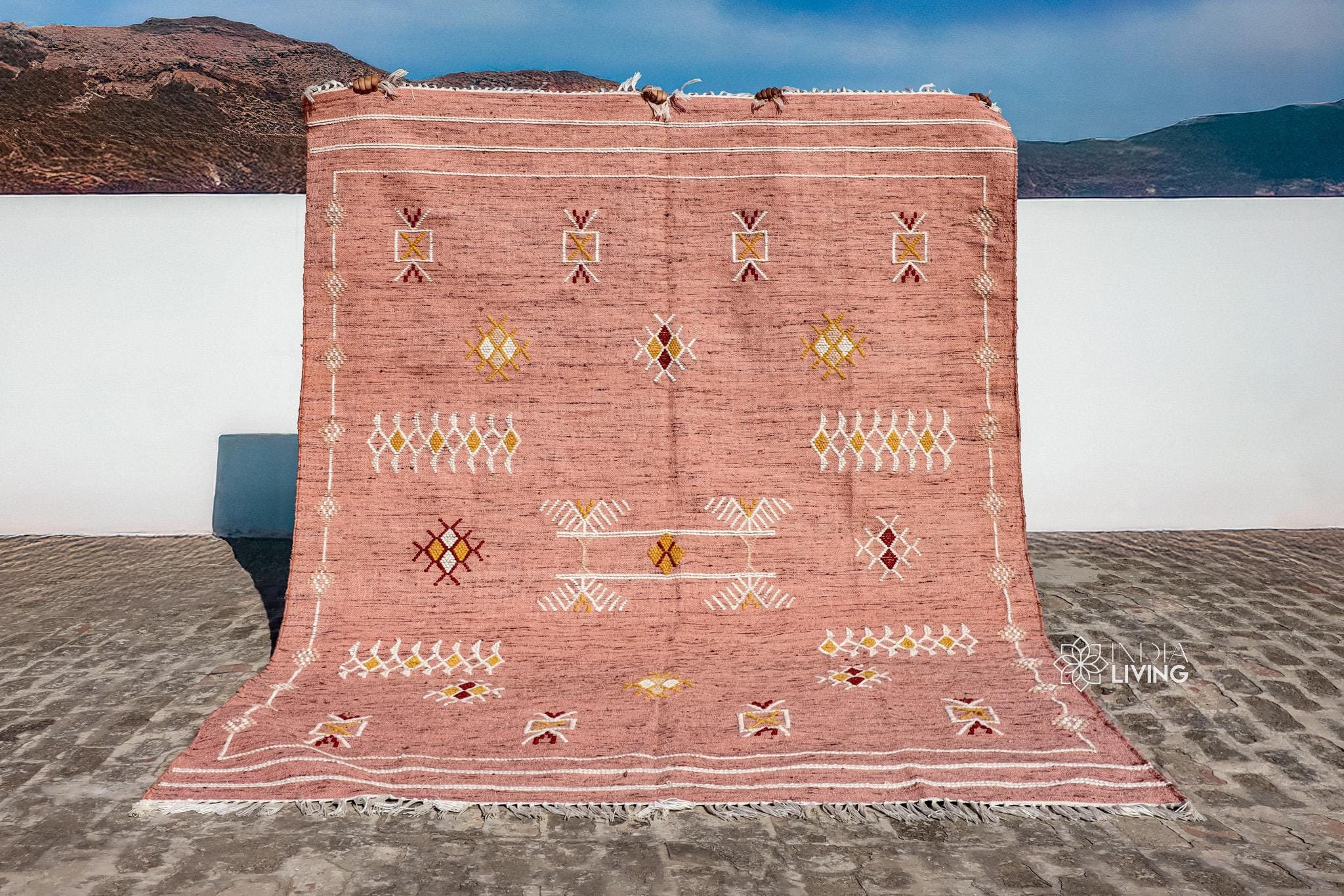 Pink Aztec Kilim Rug - Boho Tribal Style with PET Yarn, Upcycled Rug, Primitive Design, Bohemian decor, Custom made in any size