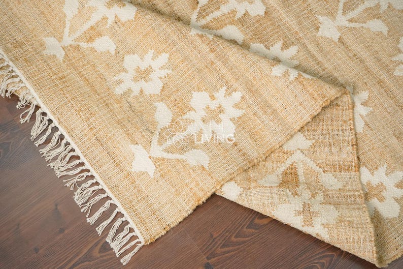Natural Floral Jute Rug, Contemporary Boho Decor, Flower Pattern, Eco-Friendly Flat Weave image 4