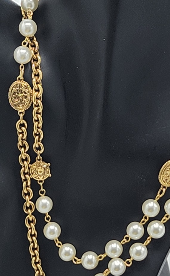 Vintage Faux Pearl Necklace - image 2