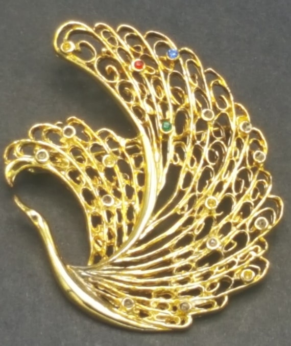 Gold Vintage Peacock Brooch