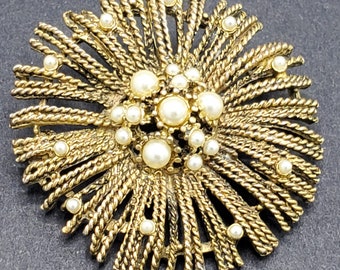 Vintage Gold Twisted Brooch
