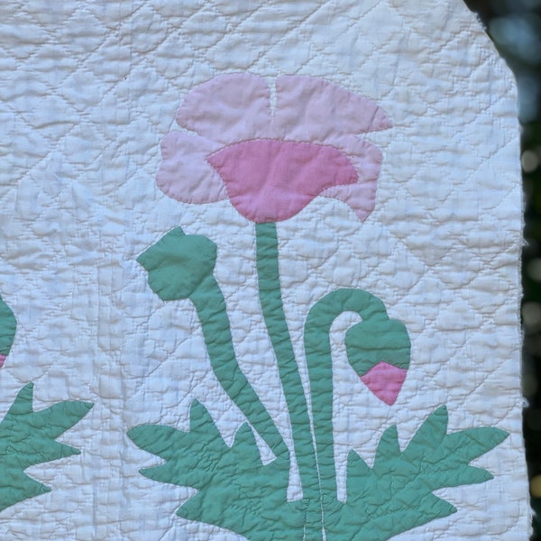 Pink and White Flower Quilt Piece, Tulip Quilt Piece, Antique Quilt Piece, Hand Quilted Quilt Piece, Appliqued Quilt Piece, Handmade Quilt