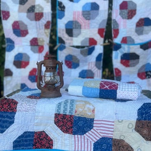 Rustic, Primitive Quilt Piece, Cutter Quilt Piece, Old Quilt Piece, Shabby Quilt Piece, Crafters Quilt Piece, Handmade Quilt piece, 17&quot;X 22&quot;