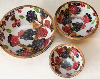 Mango Wood Bowl Set – 'Blackberries Galore' Enamel Bowls
