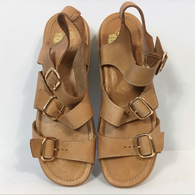 bass and co sandals