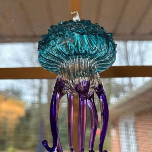 Artisanal Detailed Jellyfish Christmas ornament