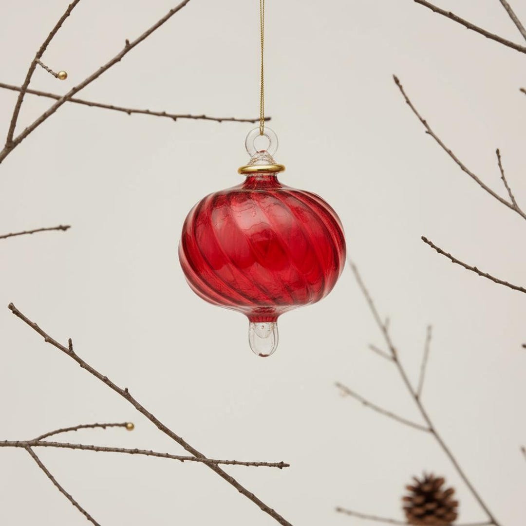 Large Red Ribbed Glass Decorative Balls for Christmas Tree Decorations ...