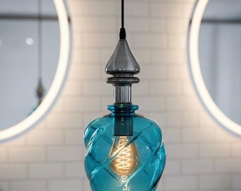 Handblåst glaspendellampa - Pendellampa i blått glas - Taklampa i köksö - Pendellampa för köksö - Lampa