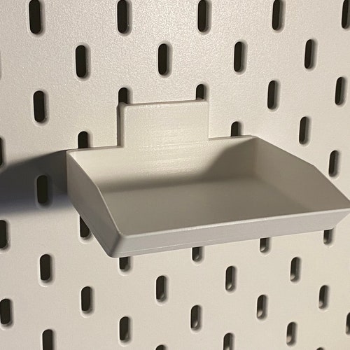 Bandeja para piezas pequeñas para el tablero perforado Skadis de Ikea