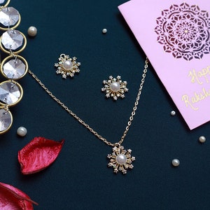 Rakhi-cadeau voor zus, handgemaakte wenskaart, rakhi-retourcadeau, rakhi-mand, rakhi-groeten voor zus, hangerset, cadeauset voor zus