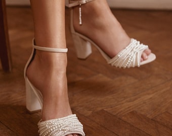 Ivory Wedding Sandals with Block Heels and Pearls, Peep Toe Bridal Shoes with Ankle Strap, Pearl Embellished Wedding Shoes with Pearl Charms