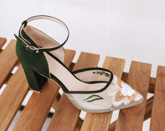 Green Wedding Sandals with Block Heels, Ankle Strap and Handmade Flower Embroidery, Soft Mesh Emerald Bridal Shoes for Garden Wedding