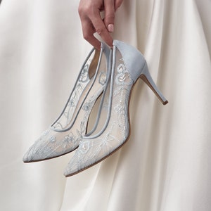 Blue Wedding Pumps with Mid Pointy Heel and Floral Embroidery, Floral Embroidered Wedding Shoes, Bridal Shoes Pointy Toe, Something Blue