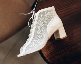 White Lace Wedding Shoes with Handmade Leaves Embroidery and Low Block Heels, Ankle Boots with Front Laces, Leather Wedding Boots for Bride