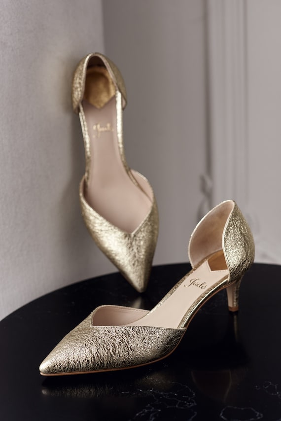 Elegant Golden Wedding Pumps With Mid Kitten Heel and Closed Pointy Toe,  Bridal Shoes Low Heels, Gold Evening Shoes, Prom D'orsay Shoes - Etsy