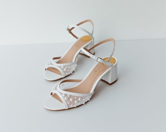 White Wedding Sandals with low Block Heel and Open Peep Toe, Slingback Bridal Heels with Pearl Embroidery, Wedding Shoes for Bride