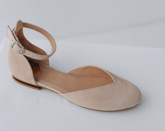 Pinky White Wedding Flats with Low Block Heels and Ankle Strap, Handmade Bridal Shoes with Closed Almond Toe, Flat Shoes for Bride