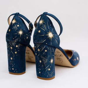 Custom Painted Wedding Shoes with Celestial Design, Bridal Heels with Round Toe and High Block Heel, Royal Blue Handmade Sandals with Stars