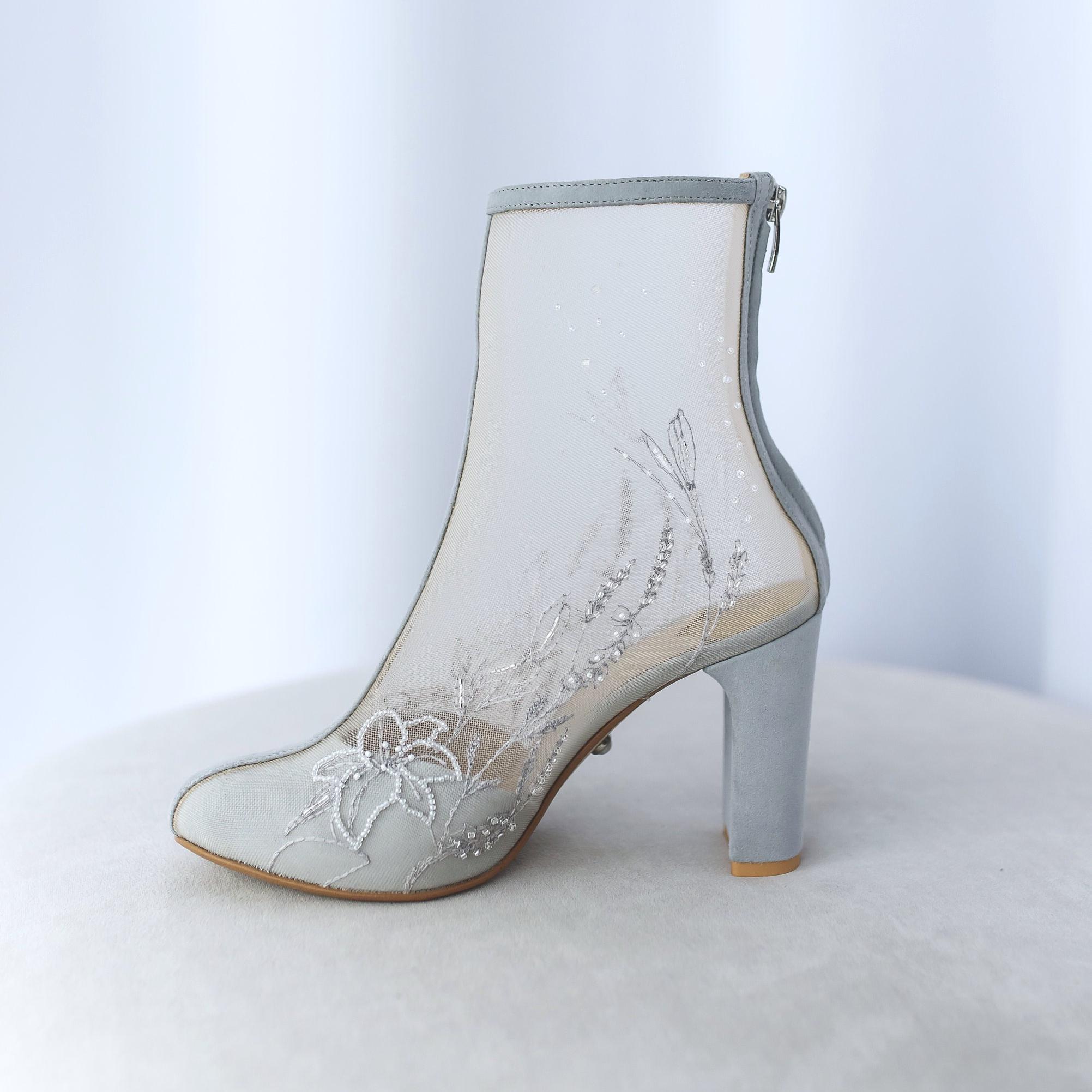 靴 FLOWER EMBROIDERY FITTED BOOTS Genuine Leather Flower Ankle Boots Handmade Embroidered