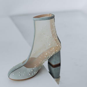 Ivory Wedding Boots with Block Heels and Pearl Embroidery on Tulle, Almond Toe Wedding Shoes Pearls Embellished, Bridal Booties Mid Heel