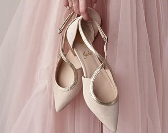 Pinky White Wedding Flats with Pointy Toe, Wedding Flat Shoes with Golden Straps, Blush Bridal Flats from Pink Suede on Low Heel