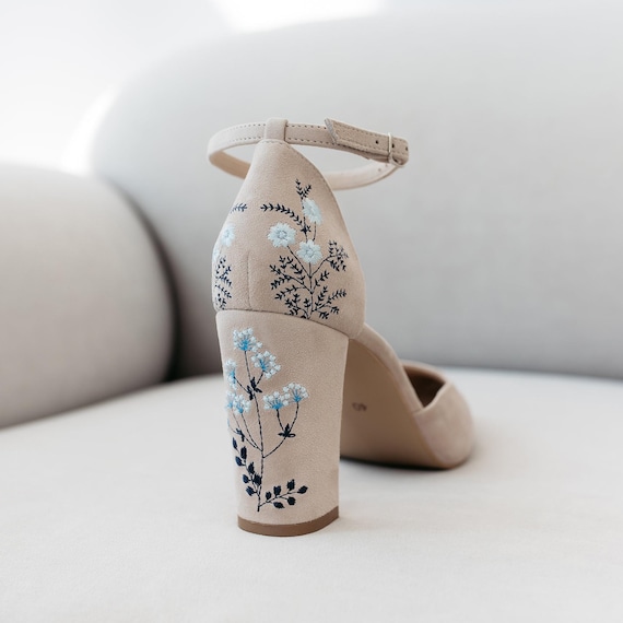 Pinky White Bridal Sandals with Handmade Embroidery, Wedding Shoes with Pointy Closed Toe and Ankle Strap, Bridal Shoes with Block Heel
