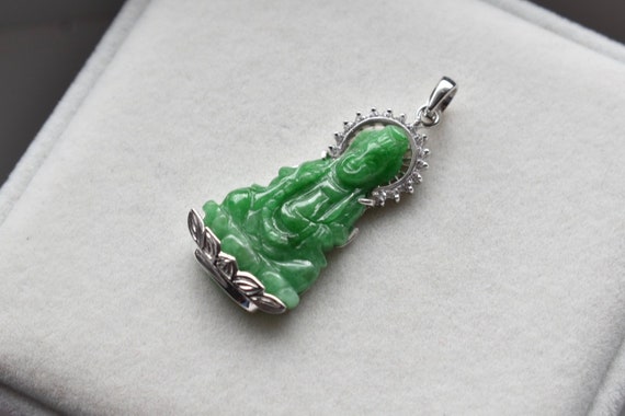 Lady Buddha Pendant 2024 www.alhudapk