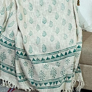 Boho Mud Cloth Throw Blanket with Tassels Hand Loomed Block Print Cotton Sofa Throw for Living Room Black Bedding Indian Throw 120X180 Cms