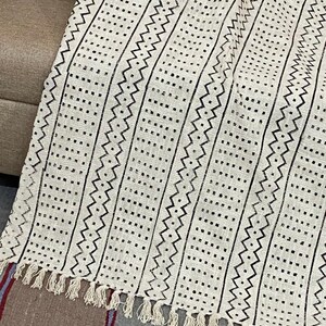 Bohemian Mud Cloth Throw Blanket with Tassels Hand Loomed Block Print Cotton Sofa Throw for Living Room 120X180 Cms