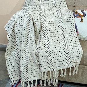 Boho Mud Cloth Throw Blanket with Tassels Hand Loomed Block Print Cotton Sofa Throw for Living Room Black Bedding Indian Throw 120X180 Cms