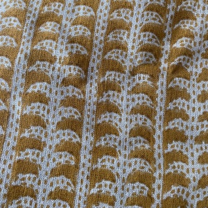 Tela india con estampado de bloques a mano de 58 pulgadas, tela de lino india, tela con estampado de bloques, tela con estampado floral de diseñador, tela de tapicería,