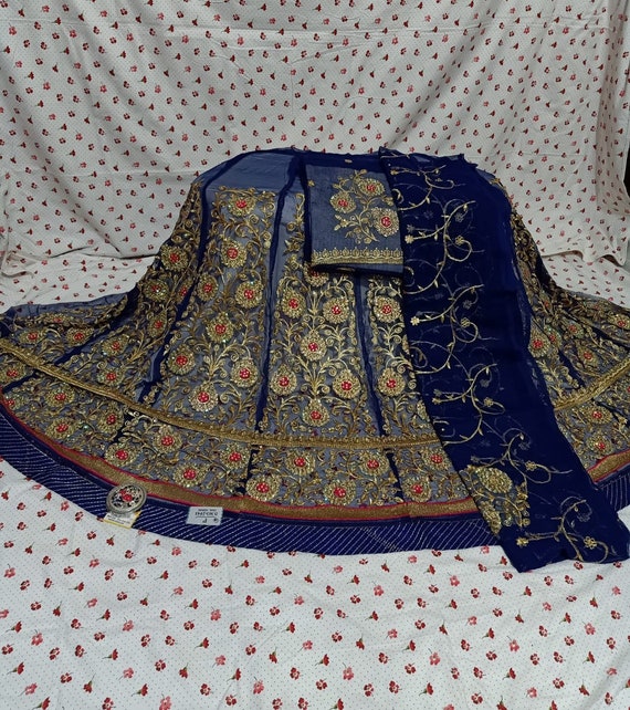 rajputi poshak designer