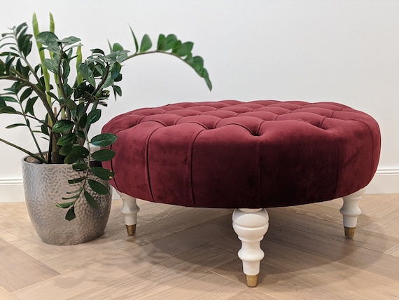 Pouf rotondo rosso bordeaux / Pouf in velluto / Pouf a quattro gambe / Pouf  rosso bordeaux / Pouf rotondo -  Italia