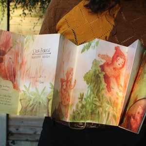 Our Forest. Acordion Illustrated Silent Book.
