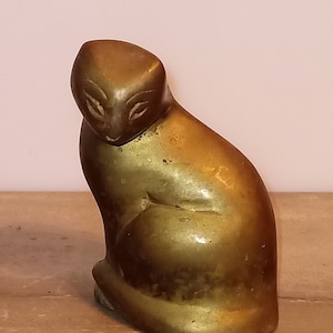 Vintage Mid-century Brass Collectable Cat figurine