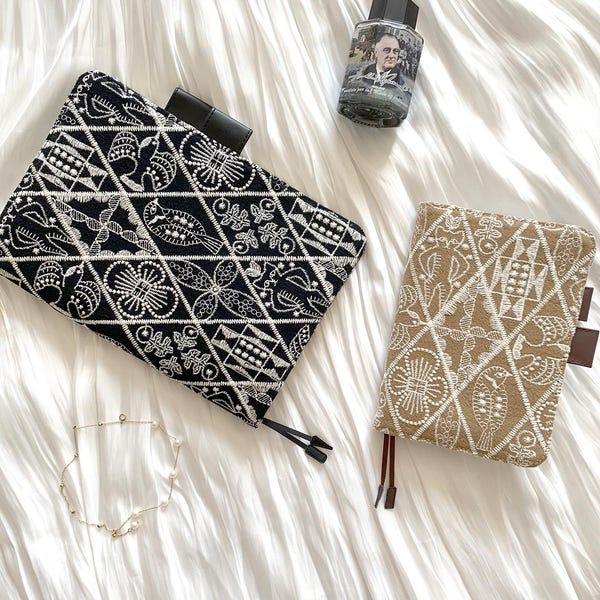 Funda bordada premium para planificador, cuaderno, diario y agenda 2026 con presillas para bolígrafos, ideal para Hobonichi/Midori/Moleskine (A5/A6/5 años)