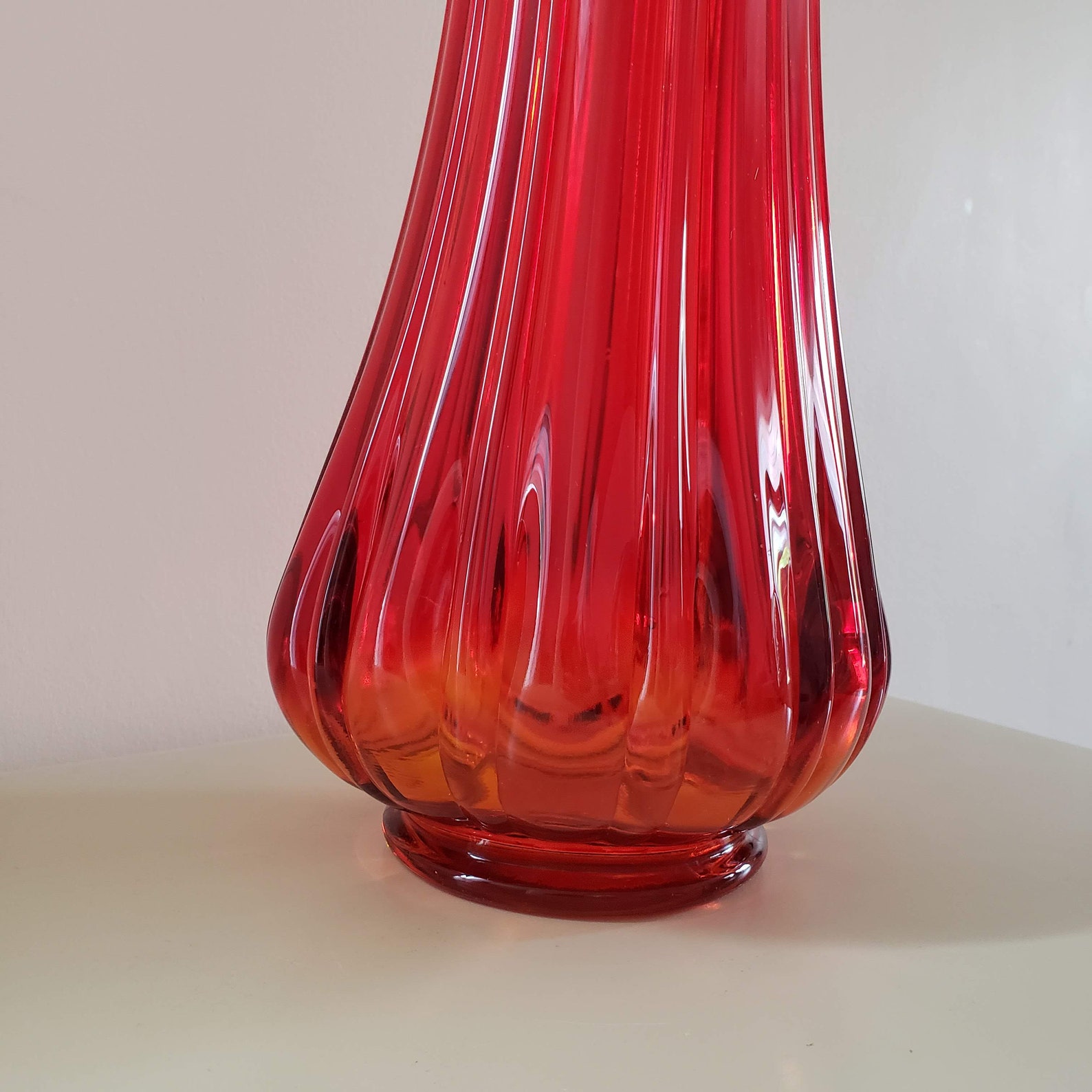 Red Amberina Swung Glass 19 Vase LE Smith Stretch Vase Etsy