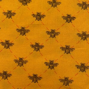 Honey Bee 100% Cotton Fabric (Fat Qtr 18&quot; x 21” or Fabric Cut) golden yellow beautiful print