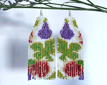 Fig tree beaded earrings Fig fruit earrings Fringe seed beaded earrings Unique botanical earrings handmade statement earrings Gift for her
