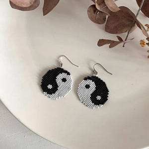Yin Yang Beaded Earrings, Handmade Seed Bead Jewelry, Black White Statement Design, Symbol of balance