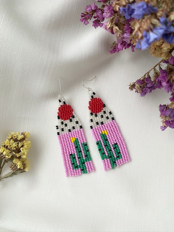 Pink Beaded Cactus Earrings Pink Beaded Cactus Earrings