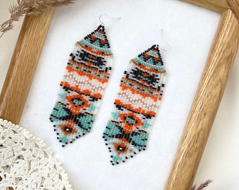 Tribal beaded earrings Native seed bead earrings Dangle Fringe earrings Ethnic earrings Beaded Jewelry gift for her Long beaded earrings