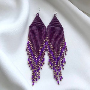 Purple beaded earrings Violet seed bead earrings Long purple earrings Evening beaded earrings Shiny seed bead earrings Fringe bead earrings