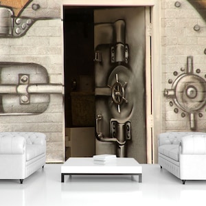 Puede incluir: Una pared de ladrillo blanco con una gran puerta de bóveda de metal gris pintada en ella. La puerta tiene un pomo grande y redondo y una manija rectangular más pequeña. La puerta está ligeramente entreabierta, revelando un interior oscuro. Dos sofás blancos se colocan frente a la pared, uno frente al otro. Una mesa de café blanca se encuentra entre los sofás.