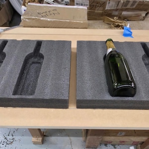 Foam Wine Bottle Shipper Insert: Protective Packaging
