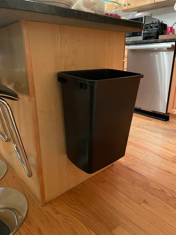 Kitchen Trash Can Ideas as the Trendy Way to Save Nature  Under kitchen  sink storage, Kitchen waste bin, Kitchen cabinet storage